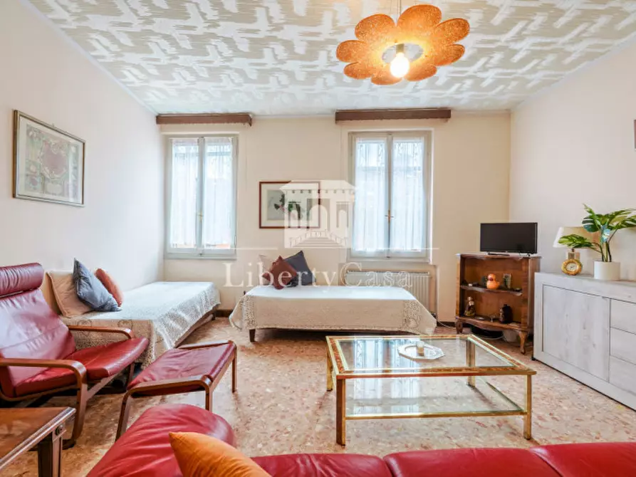 Immagine 3 di Appartamento in vendita  in Via Gasparo da Salò a Salò