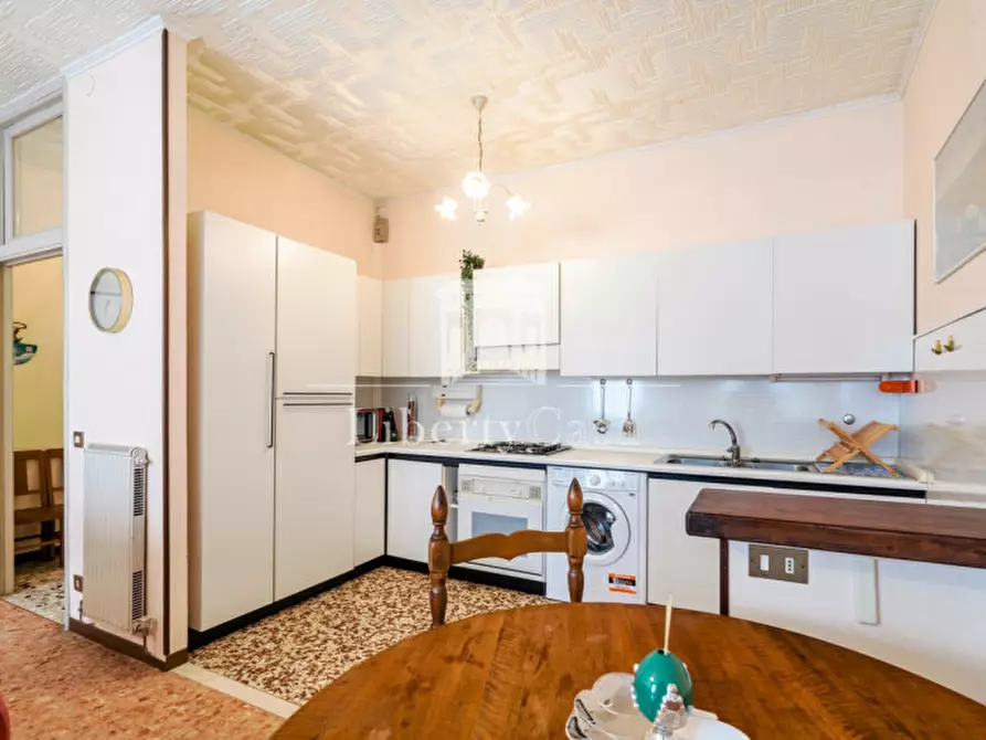 Immagine 8 di Appartamento in vendita  in Via Gasparo da Salò a Salò