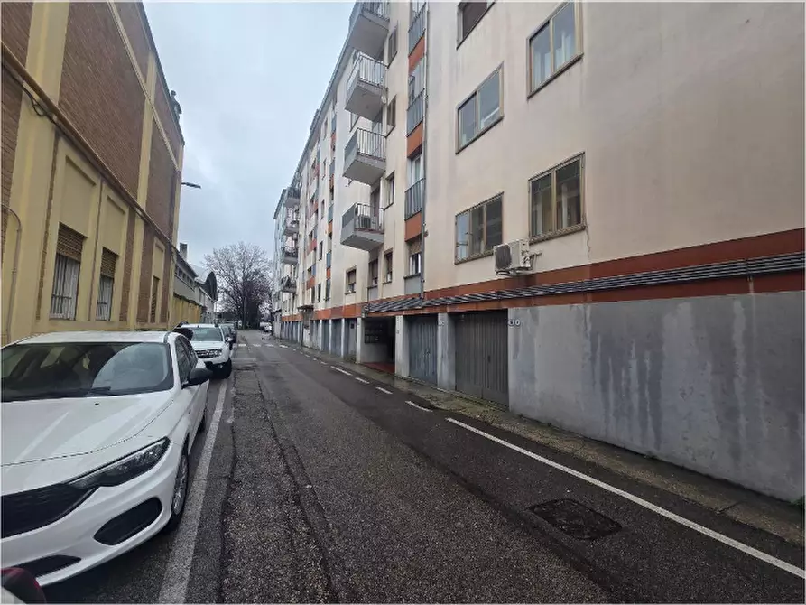 Immagine 1 di Appartamento in vendita  in via moroni, 5 a Padova