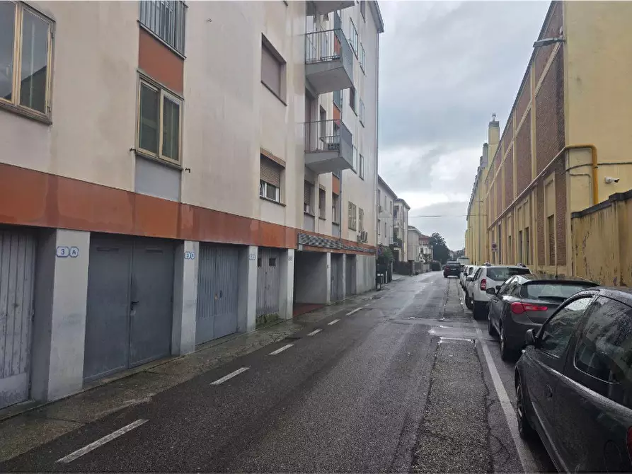 Immagine 3 di Appartamento in vendita  in via moroni, 5 a Padova