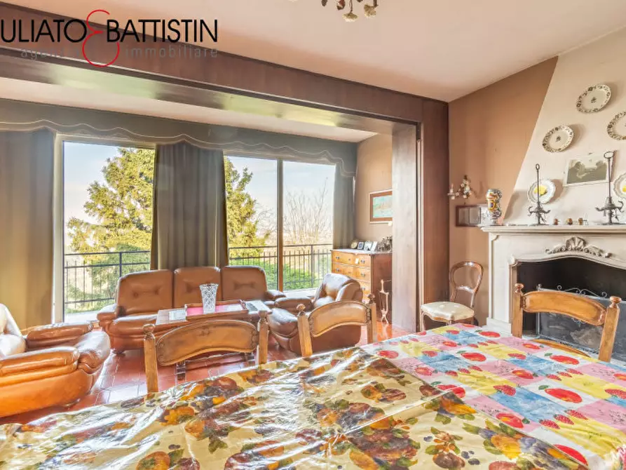 Immagine 10 di Villa in vendita  in Via delle Vigne a Creazzo