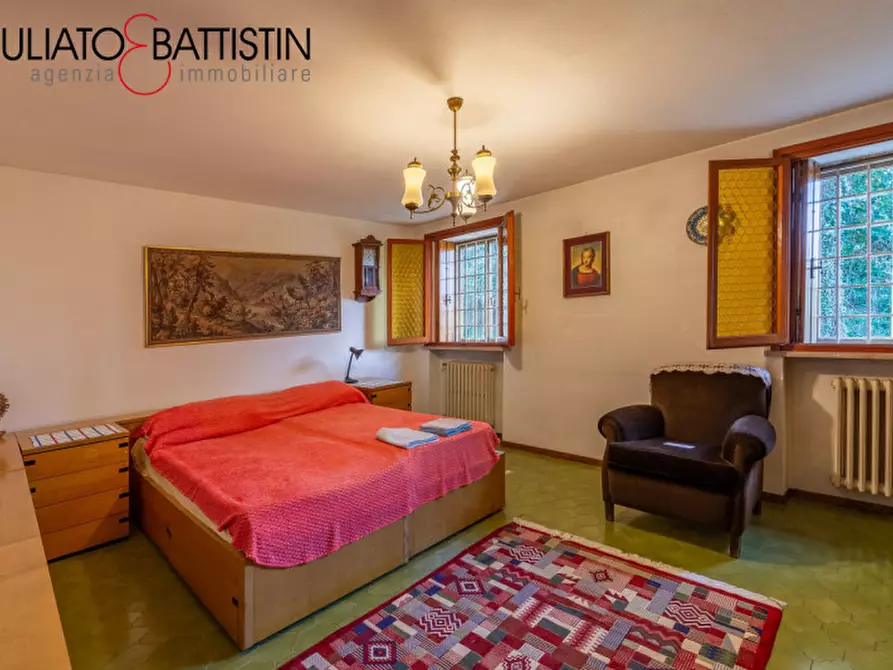 Immagine 13 di Villa in vendita  in Via delle Vigne a Creazzo