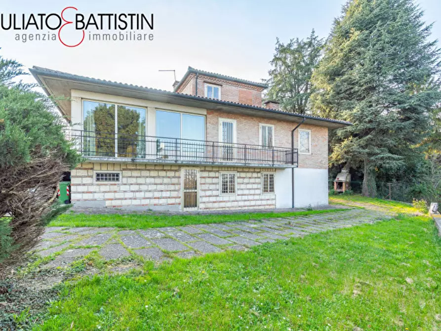 Immagine 17 di Villa in vendita  in Via delle Vigne a Creazzo