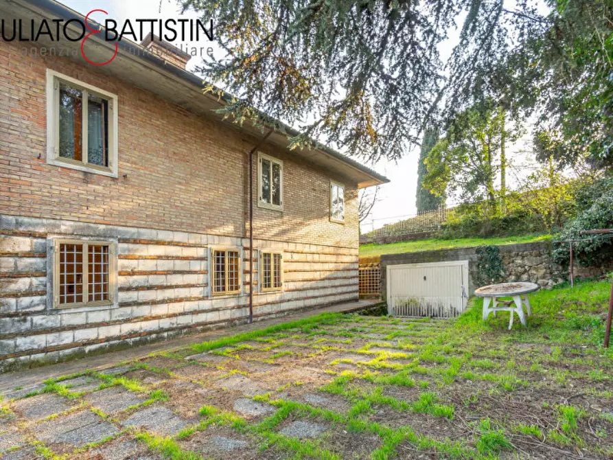 Immagine 18 di Villa in vendita  in Via delle Vigne a Creazzo