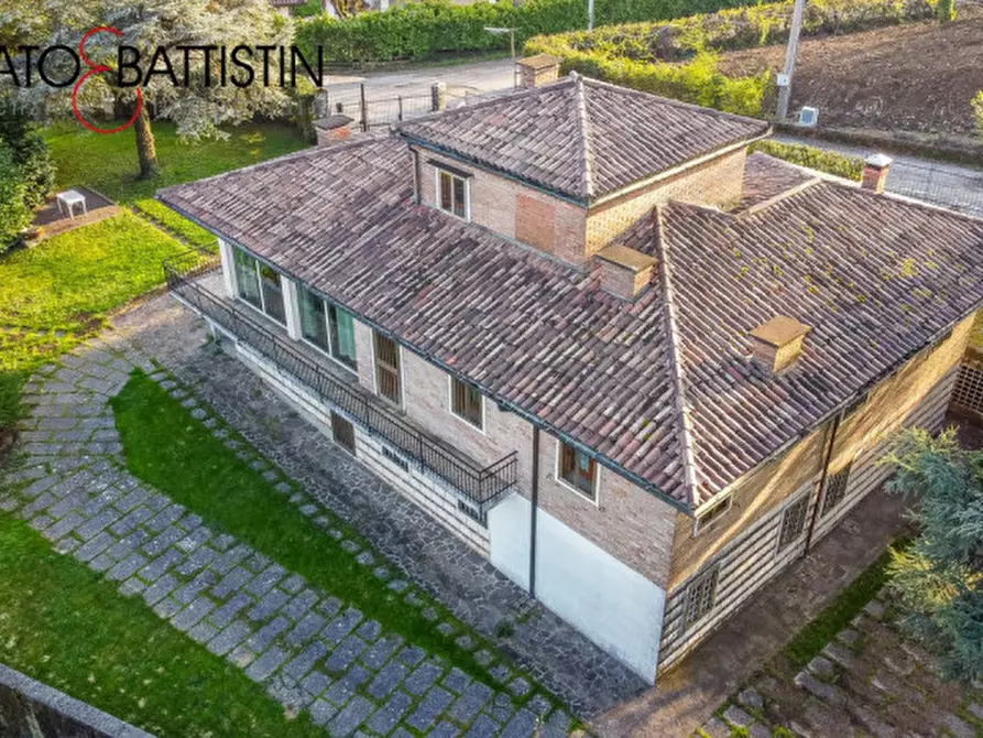 Immagine 19 di Villa in vendita  in Via delle Vigne a Creazzo