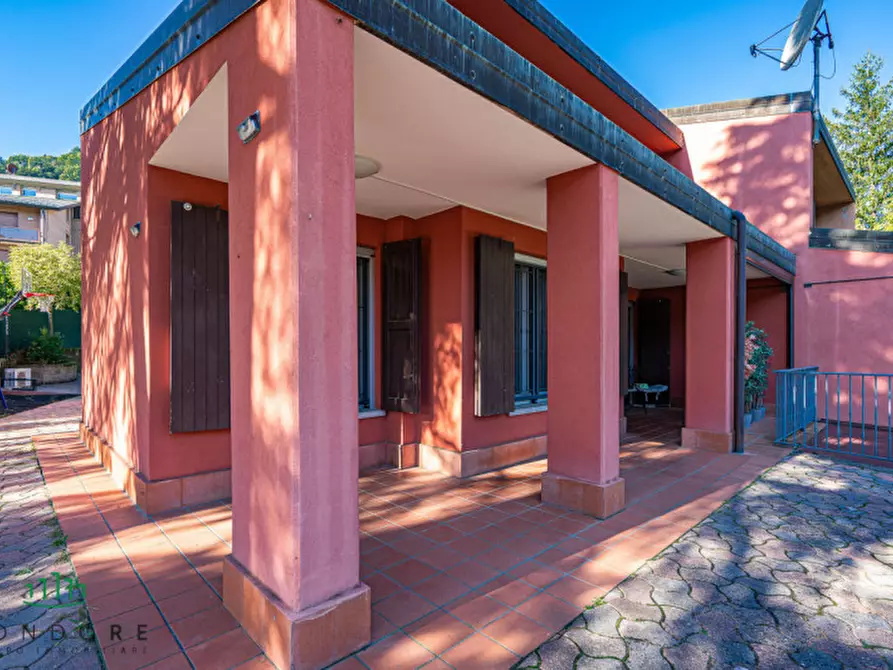 Immagine 6 di Casa bifamiliare in vendita  in Via Belvedere a Sasso Marconi