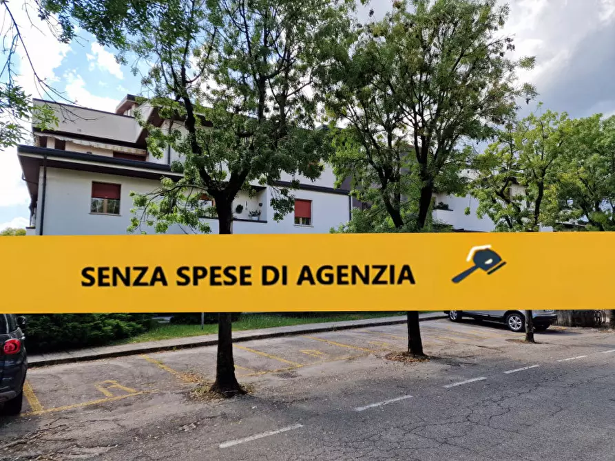 Immagine 1 di Appartamento in vendita  in Via Molinare, 4, 31030 Castello di Godego Treviso a Castello Di Godego