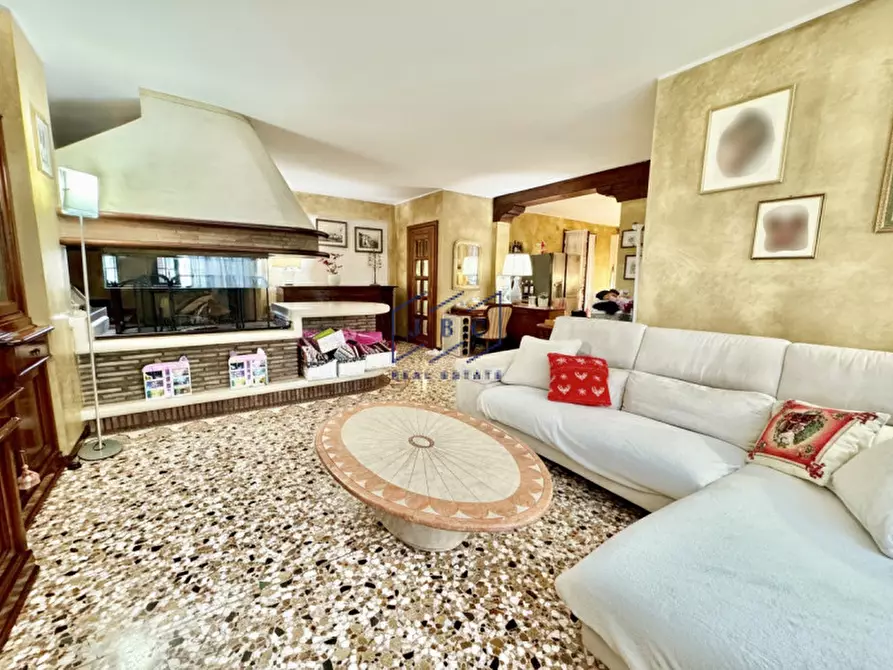 Immagine 3 di Casa bifamiliare in vendita  in VIA CA' MEMO n. 67 Piano T-1 - 2 a Noventa Di Piave