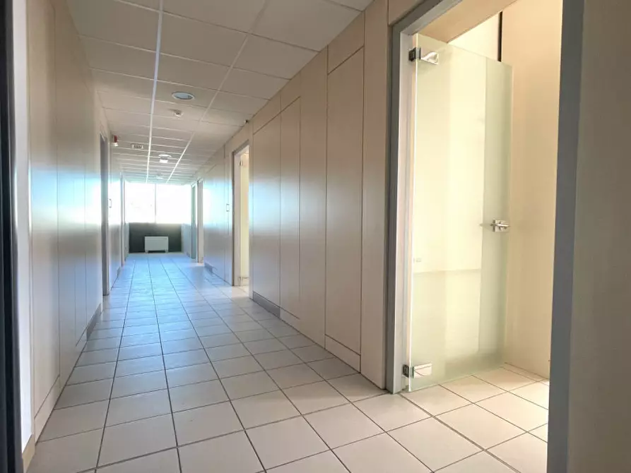 Immagine 17 di Ufficio in affitto  a Conselve