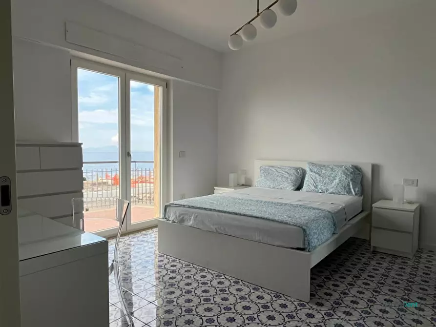 Immagine 10 di Appartamento in affitto  in Via Litoranea, 2 a Torre Del Greco