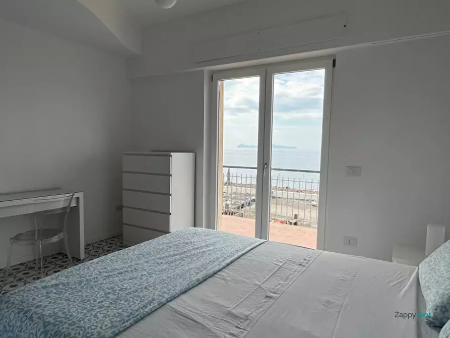 Immagine 11 di Appartamento in affitto  in Via Litoranea, 2 a Torre Del Greco