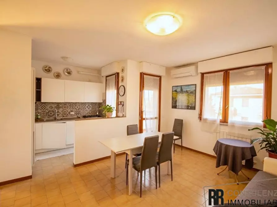 Immagine 1 di Appartamento in vendita  in Via Corte Regia a Pescantina