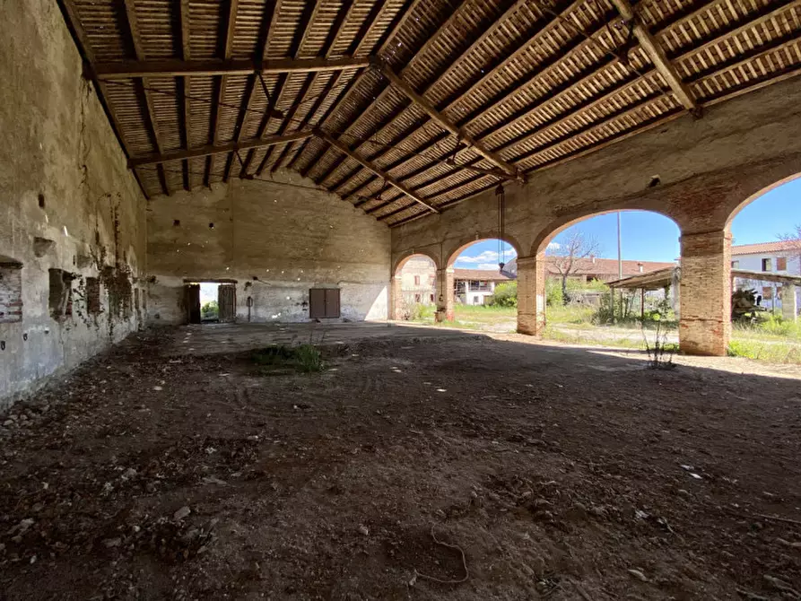 Immagine 9 di Rustico / casale in vendita  in Strada Dell'Albereria, 2 a Sandrigo