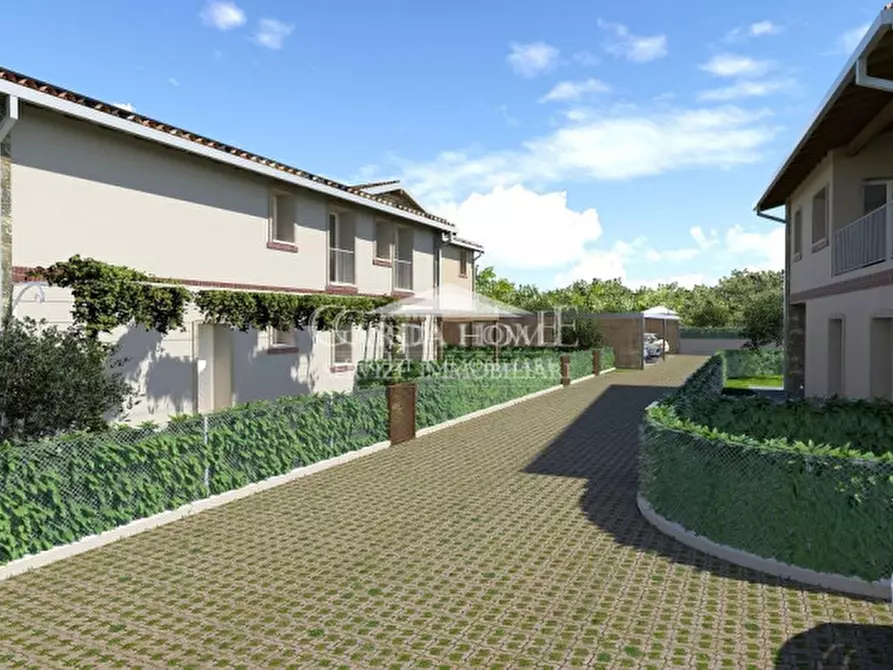 Immagine 5 di Villetta a schiera in vendita  in Via Ettore Andreis a Desenzano Del Garda