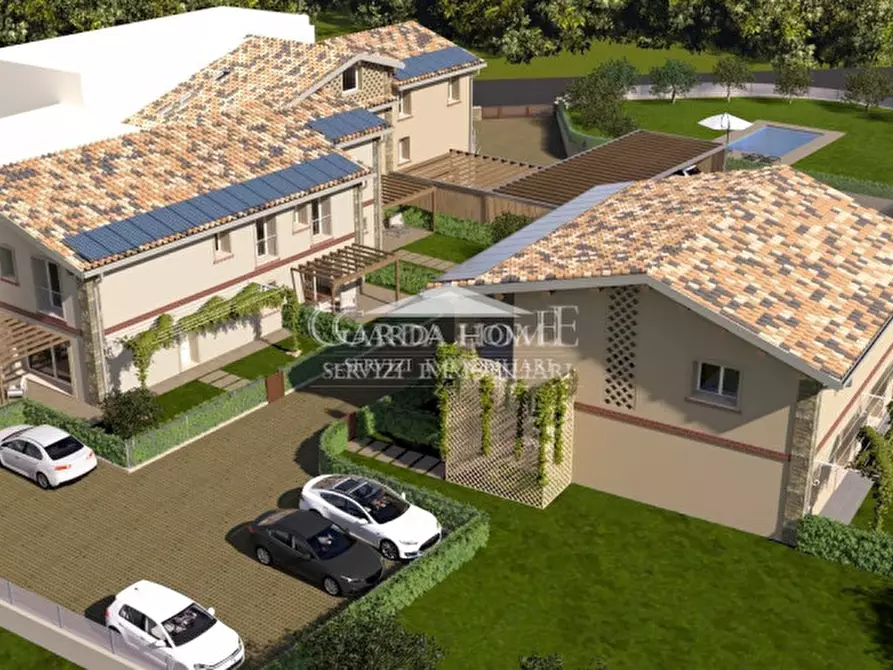 Immagine 7 di Villetta a schiera in vendita  in Via Ettore Andreis a Desenzano Del Garda