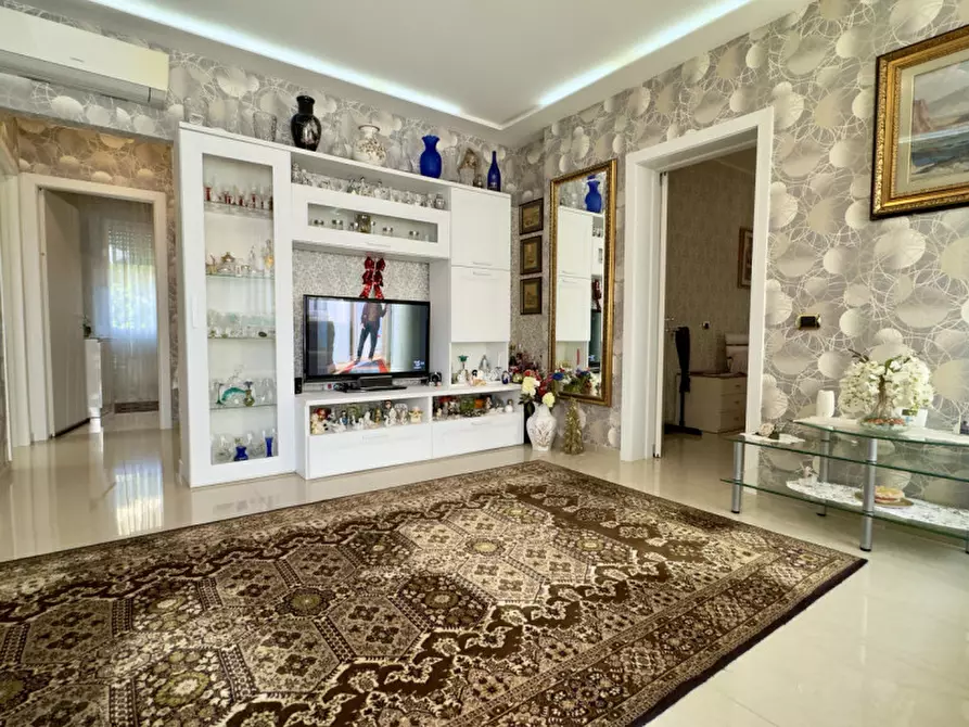 Immagine 2 di Casa bifamiliare in vendita  in Via Silvio Pellico a Rubano