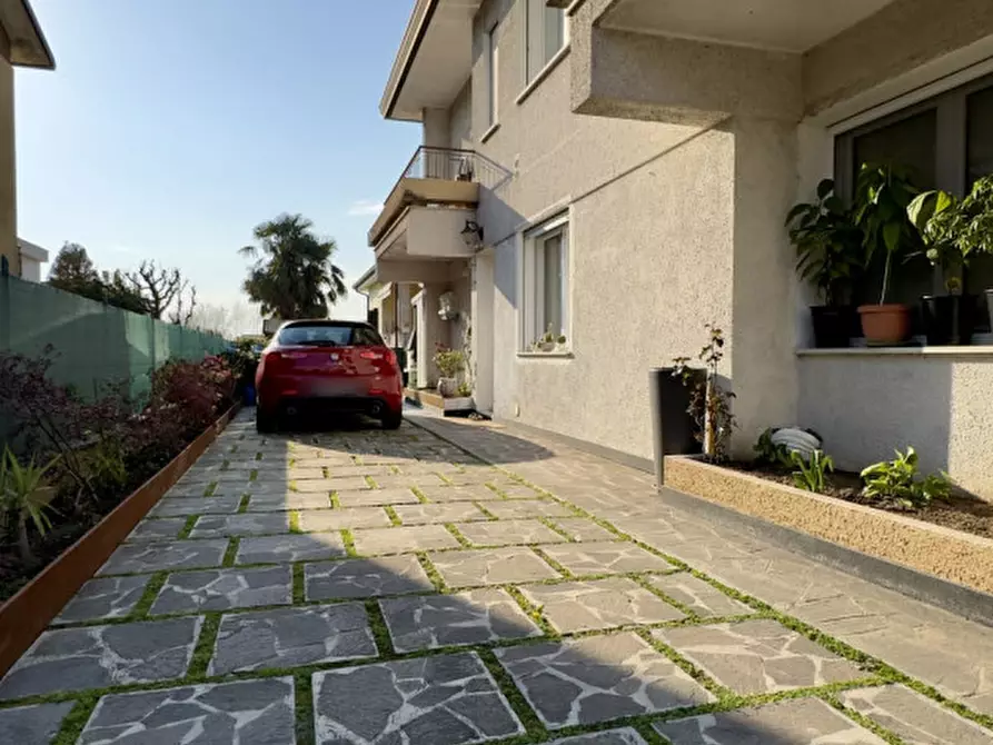 Immagine 12 di Casa bifamiliare in vendita  in Via Silvio Pellico a Rubano