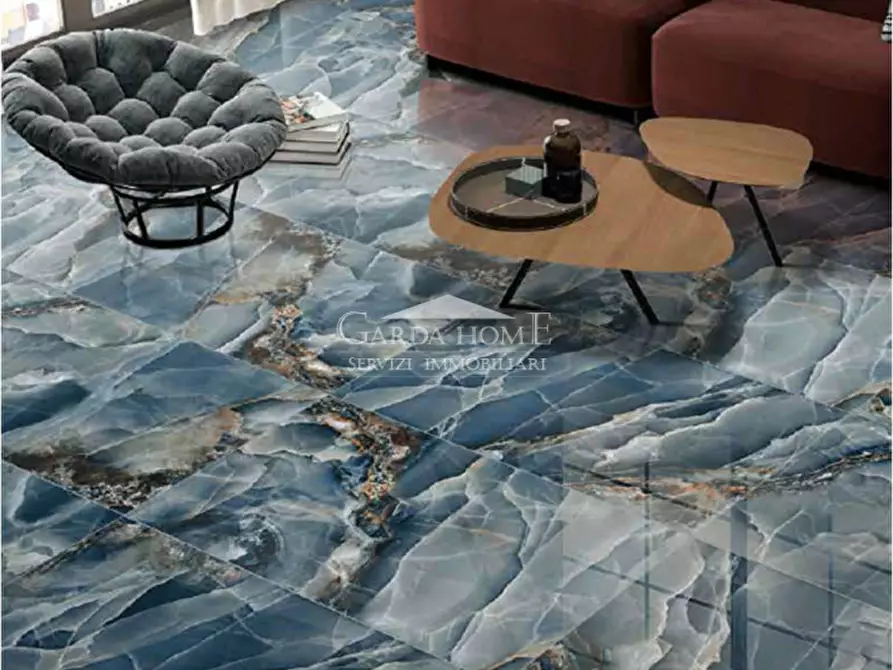 Immagine 31 di Appartamento in vendita  in Via Ettore Andreis a Desenzano Del Garda