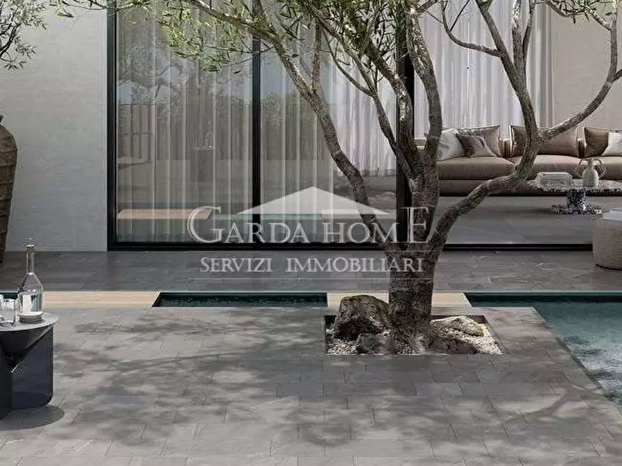Immagine 37 di Appartamento in vendita  in Via Ettore Andreis a Desenzano Del Garda