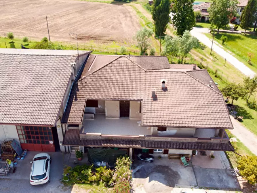 Immagine 7 di Casa bifamiliare in vendita  in VIA. CORVIONE n. 62 a Isorella