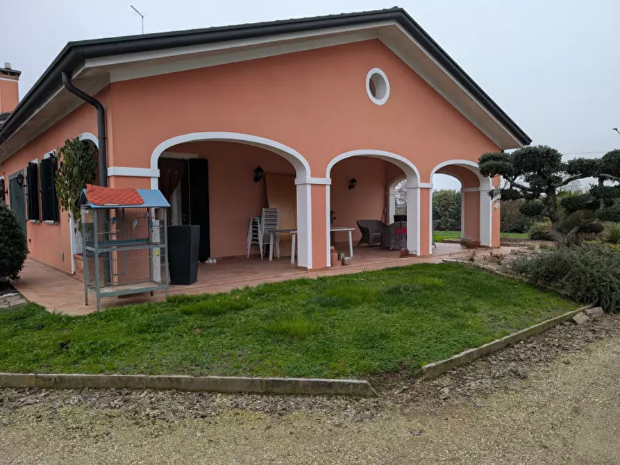 Immagine 3 di Casa indipendente in vendita  in via piave a Piombino Dese