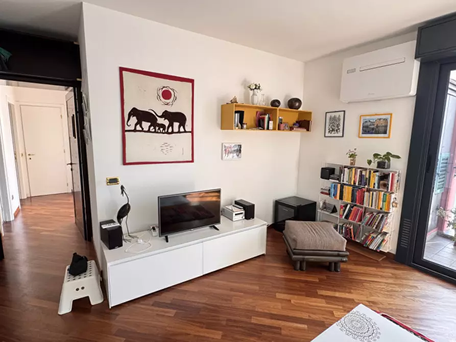 Immagine 5 di Appartamento in vendita  in ponte molo morosini a Genova