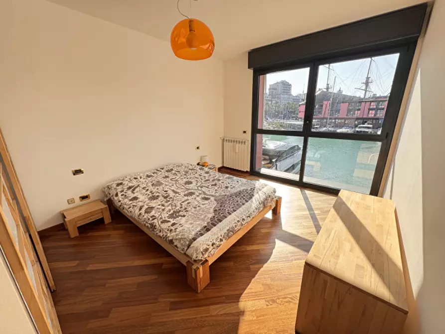 Immagine 7 di Appartamento in vendita  in ponte molo morosini a Genova