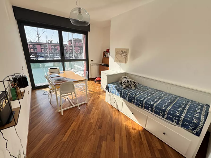 Immagine 8 di Appartamento in vendita  in ponte molo morosini a Genova