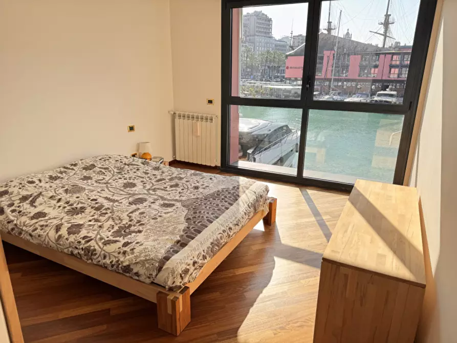 Immagine 14 di Appartamento in vendita  in ponte molo morosini a Genova
