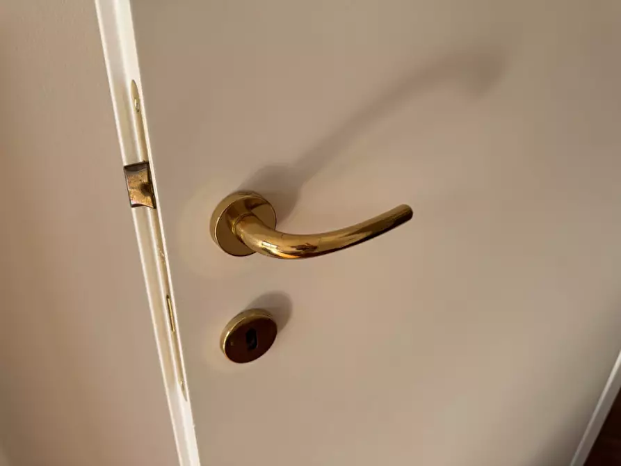 Immagine 19 di Appartamento in vendita  in ponte molo morosini a Genova