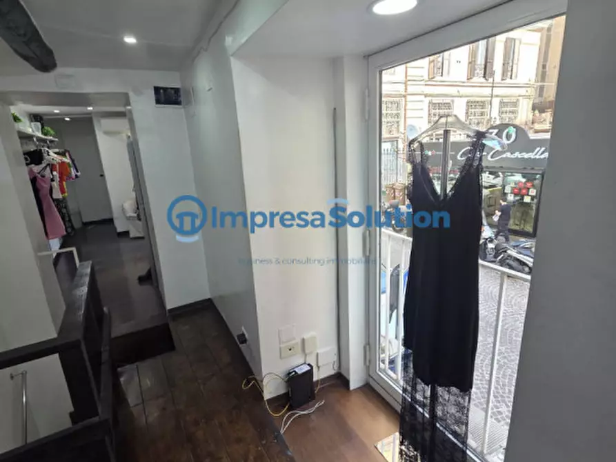 Immagine 6 di Negozio in affitto  in Via San Pasquale a Chiaia a Napoli