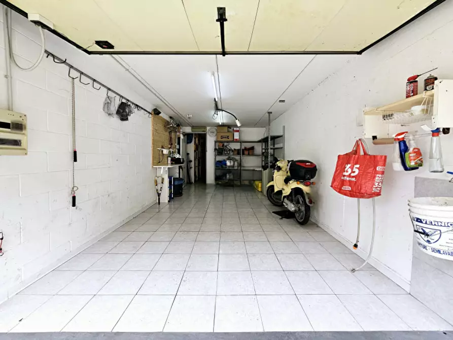 Immagine 13 di Appartamento in vendita  in VIA SANTA LUCIA a Sant'elena