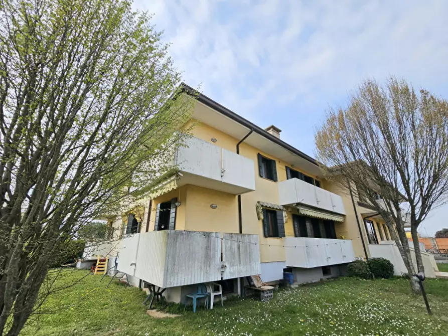 Immagine 19 di Appartamento in vendita  in VIA SANTA LUCIA a Sant'elena