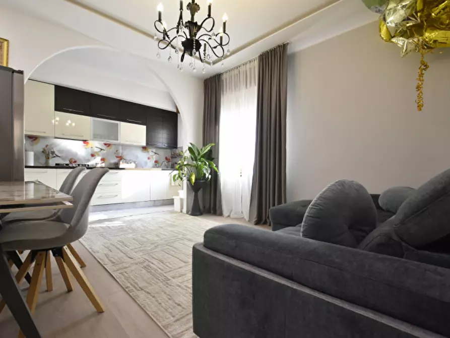 Immagine 11 di Casa bifamiliare in vendita  in via Girolamo Barbieri 12 a Bussolengo