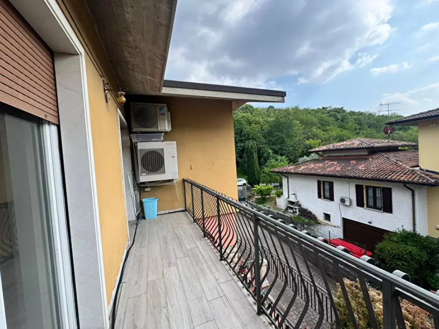 Immagine 39 di Casa bifamiliare in vendita  in Via Tito Speri a Botticino