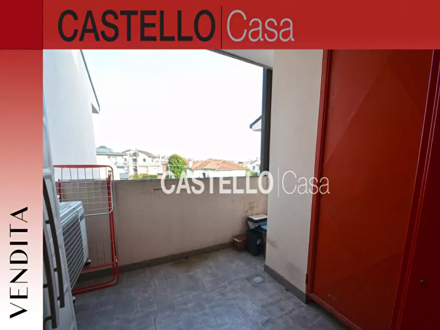 Immagine 6 di Appartamento in vendita  in Viale Brigata Cesare Battisti a Castelfranco Veneto