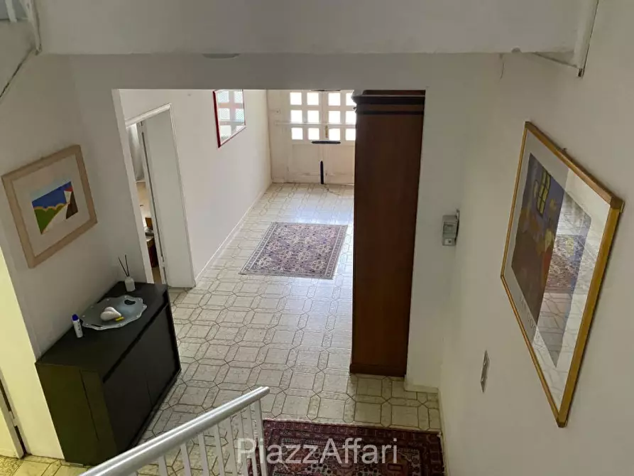 Immagine 11 di Villa in vendita  in Via Carducci a Cona