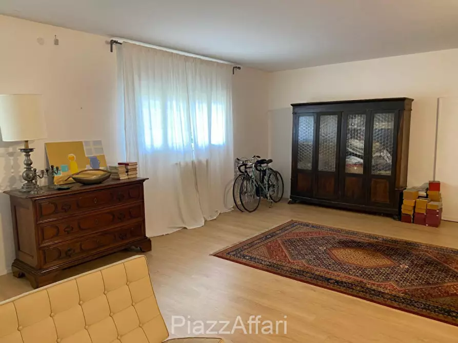 Immagine 28 di Villa in vendita  in Via Carducci a Cona