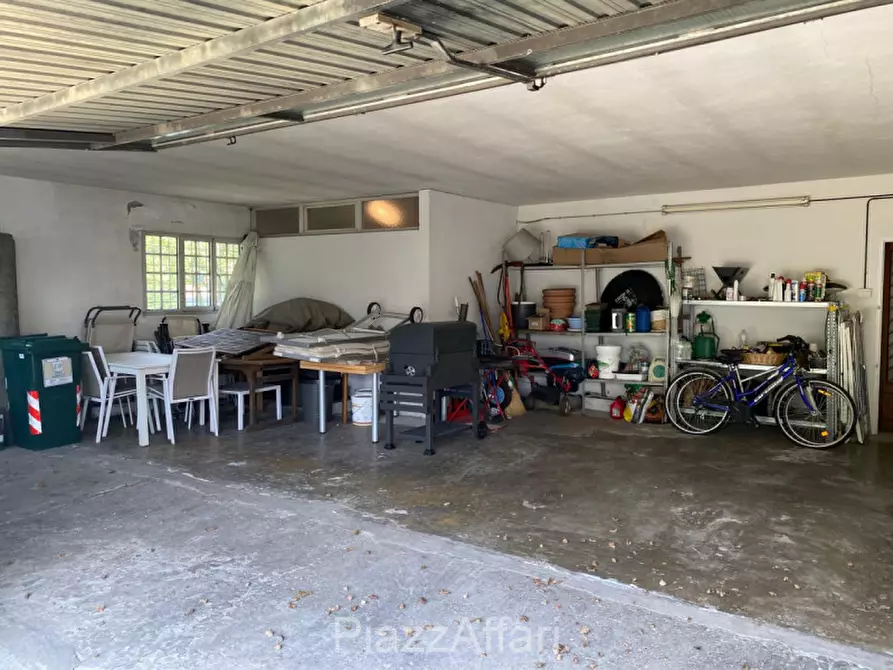 Immagine 33 di Villa in vendita  in Via Carducci a Cona