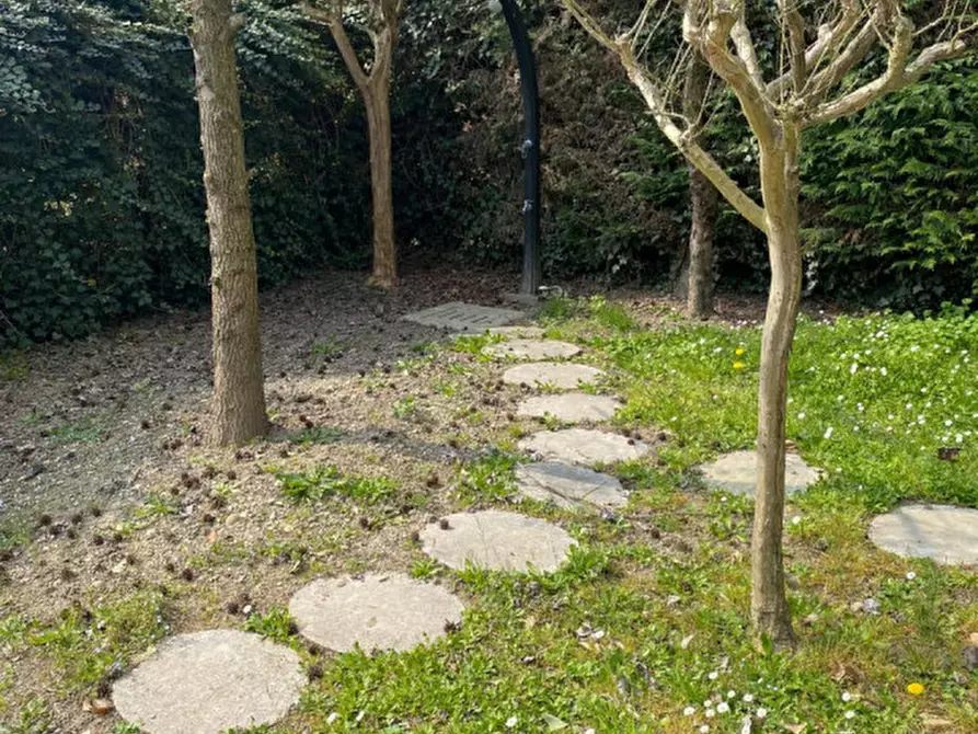 Immagine 38 di Villa in vendita  in Via Carducci a Cona