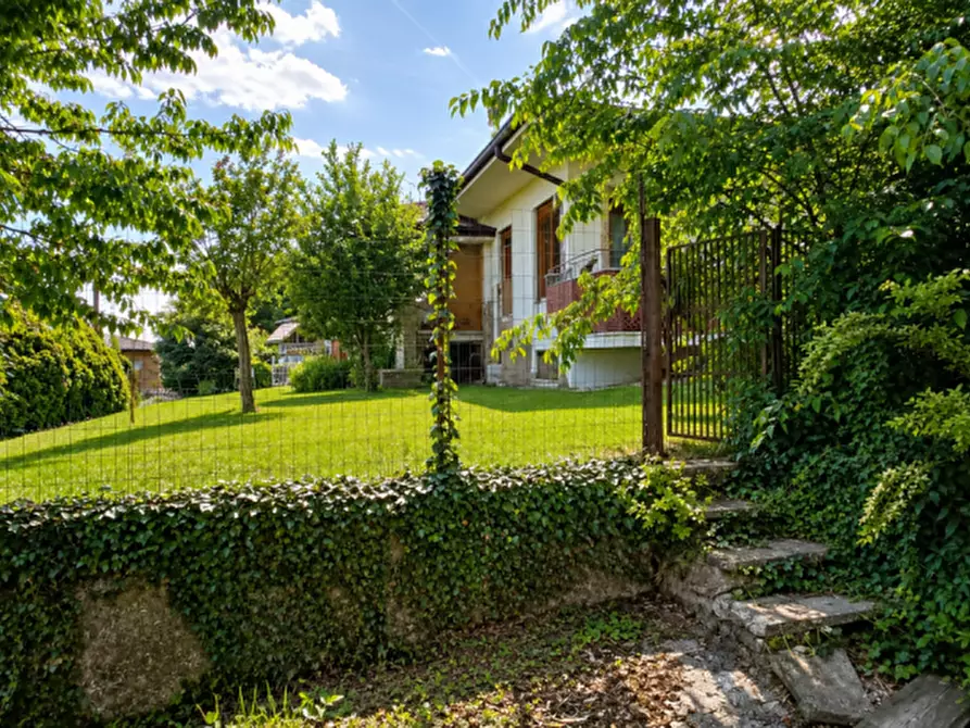 Immagine 8 di Villa in vendita  in Via dei Prai 8 a Borso Del Grappa