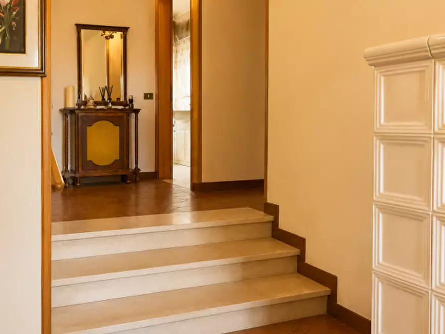 Immagine 14 di Villa in vendita  in Via dei Prai 8 a Borso Del Grappa