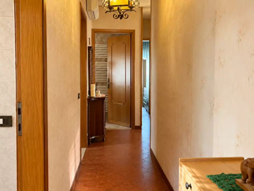Immagine 35 di Villa in vendita  in Via dei Prai 8 a Borso Del Grappa