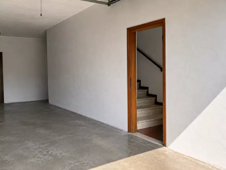 Immagine 45 di Villa in vendita  in Via dei Prai 8 a Borso Del Grappa