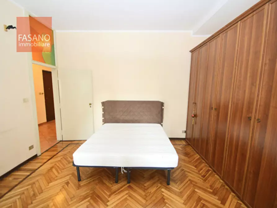 Immagine 11 di Appartamento in affitto  in Via Ugo Foscolo a Torino