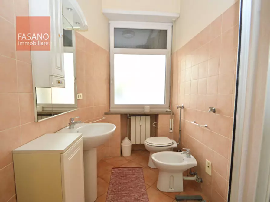 Immagine 13 di Appartamento in affitto  in Via Ugo Foscolo a Torino