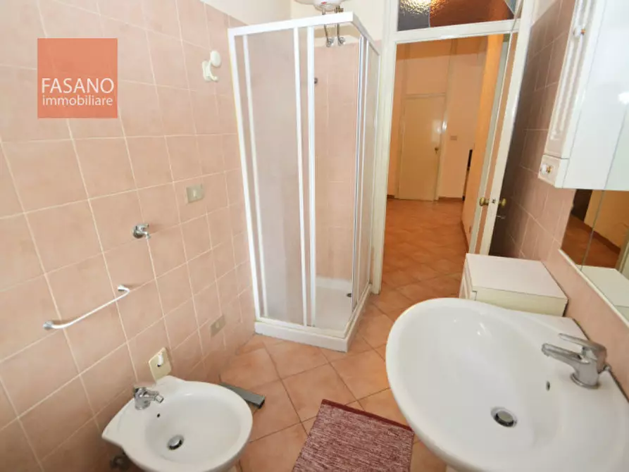 Immagine 14 di Appartamento in affitto  in Via Ugo Foscolo a Torino