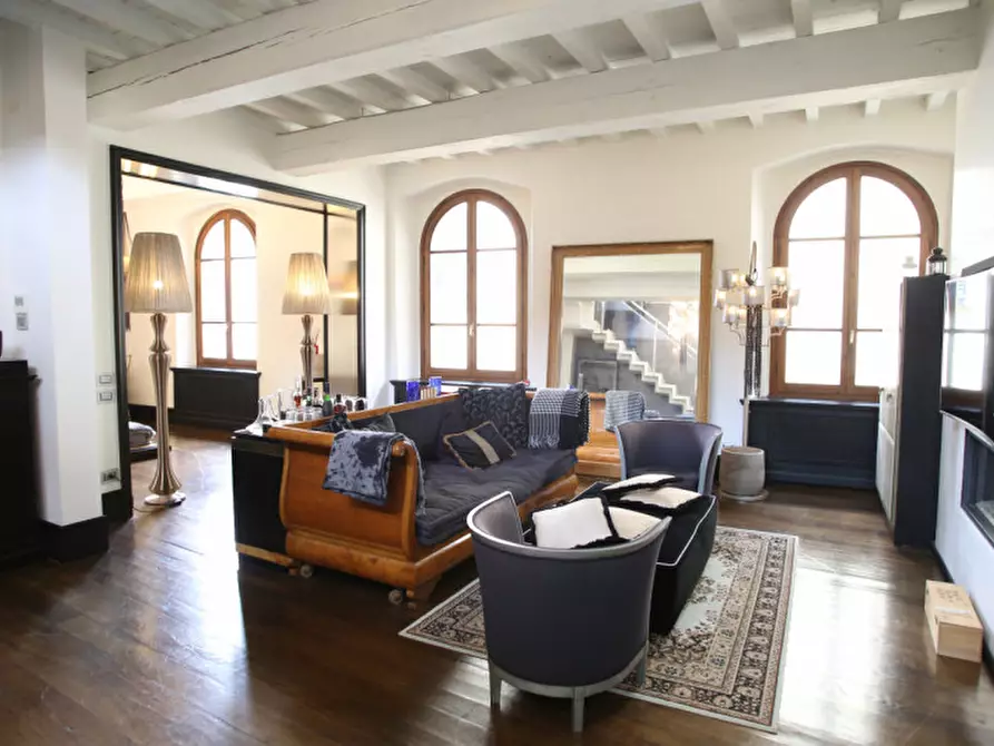 Immagine 6 di Appartamento in vendita  in Piazza Santa Maria delle Carceri a Prato