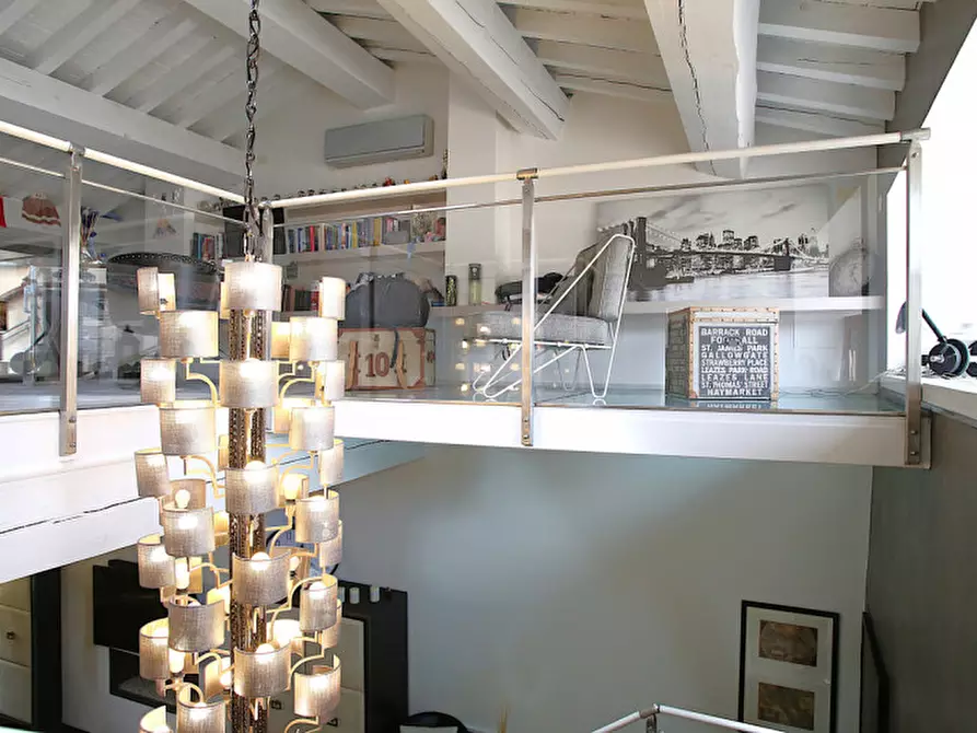 Immagine 28 di Appartamento in vendita  in Piazza Santa Maria delle Carceri a Prato