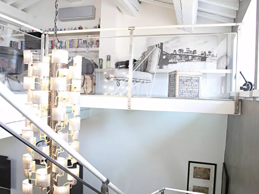 Immagine 29 di Appartamento in vendita  in Piazza Santa Maria delle Carceri a Prato